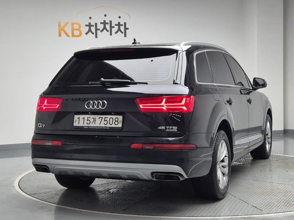 2019 AUDI Q7 (2Gen) 