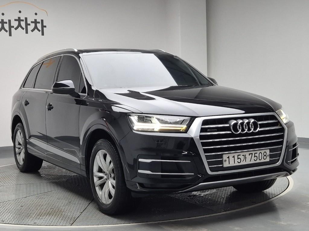 2019 AUDI Q7 (2Gen) 