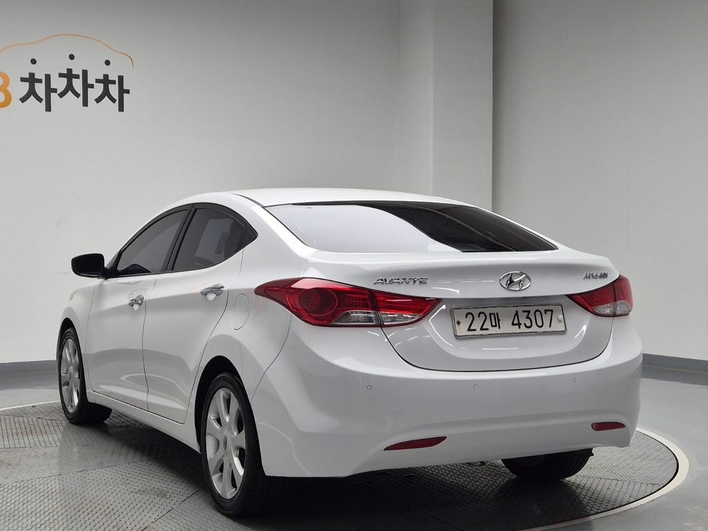 2011 HYUNDAI AVANTE MD 
