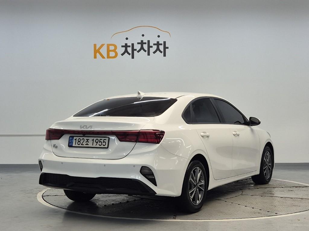 2022 KIA THE NEW K3 