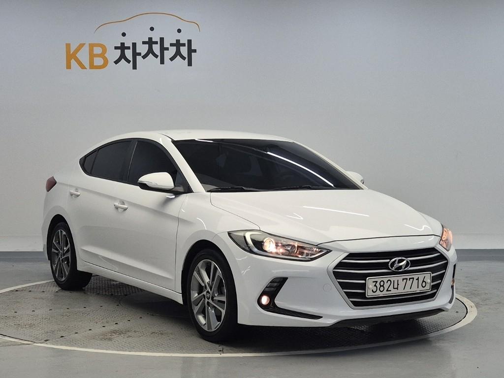 2018 HYUNDAI AVANTE AD 