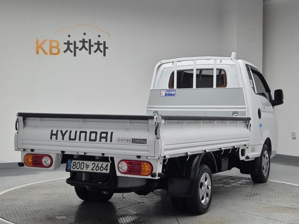 2025 HYUNDAI PORTER II 