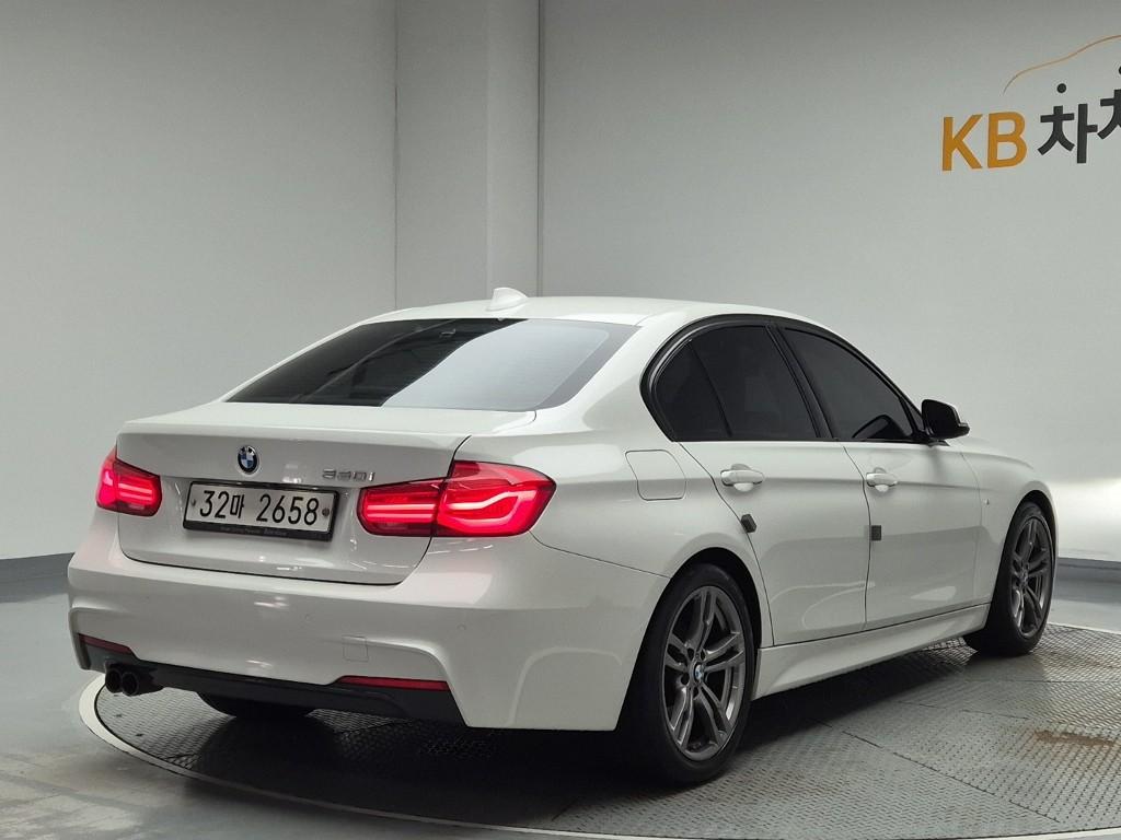 2018 BMW 3 Series (6Gen) 