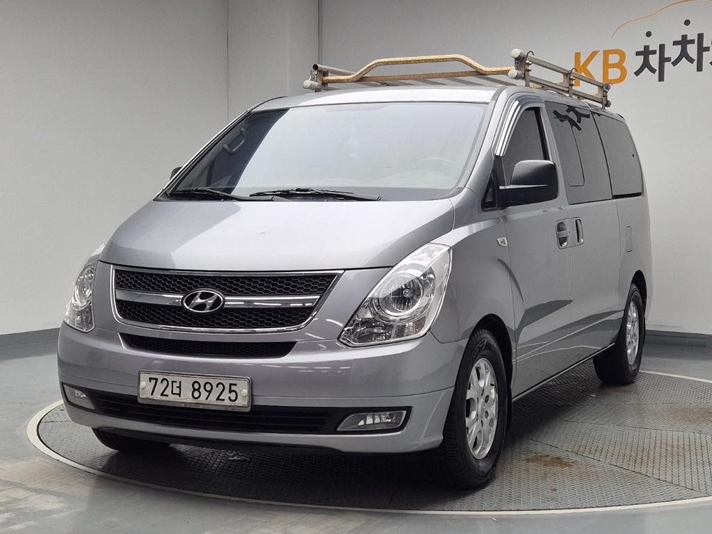 2012 HYUNDAI GRAND STAREX 
