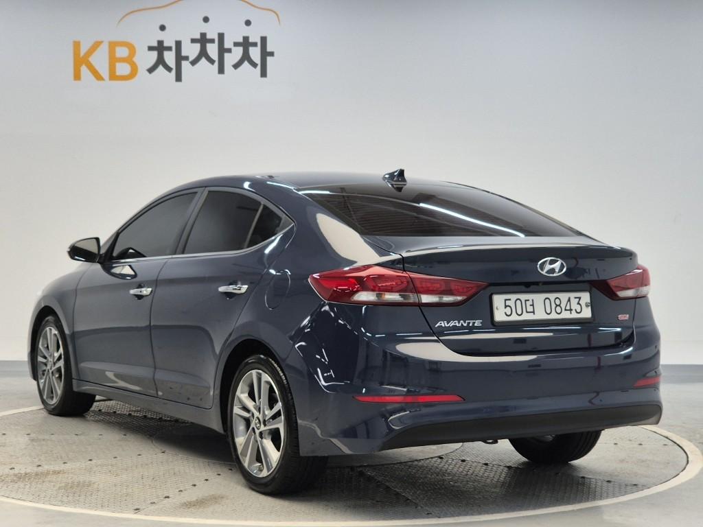 2016 HYUNDAI AVANTE AD 