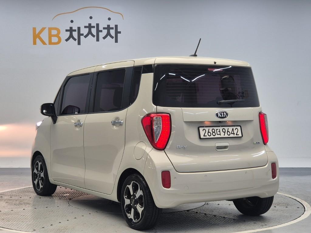 2016 KIA RAY 