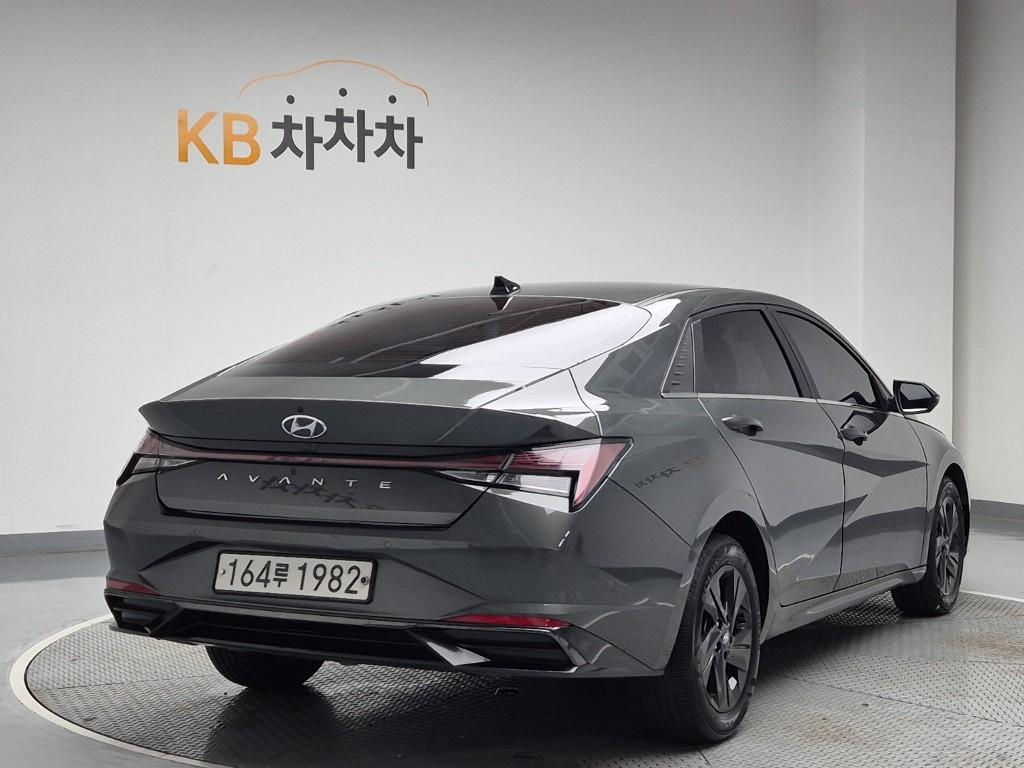 2021 HYUNDAI AVANTE (CN7) 