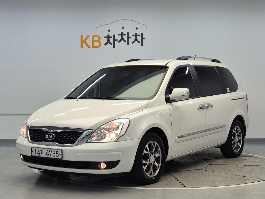 2013 KIA CARNIVAL R 