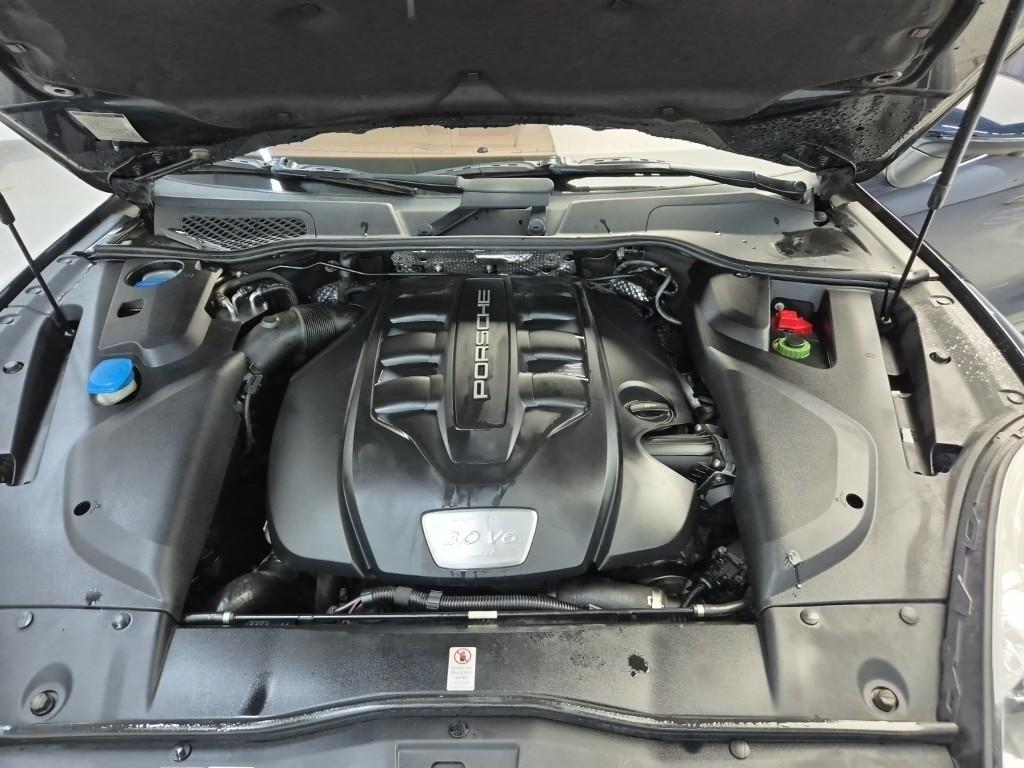 2016 PORSCHE CAYENNE (2G) 