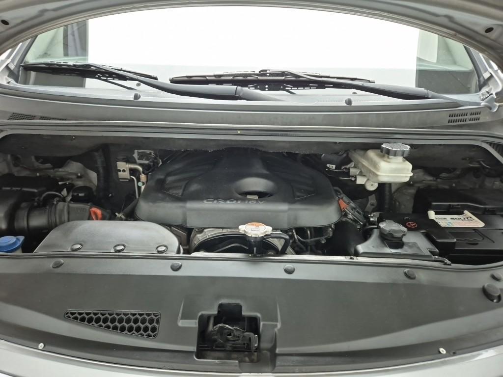 2017 HYUNDAI GRAND STAREX 