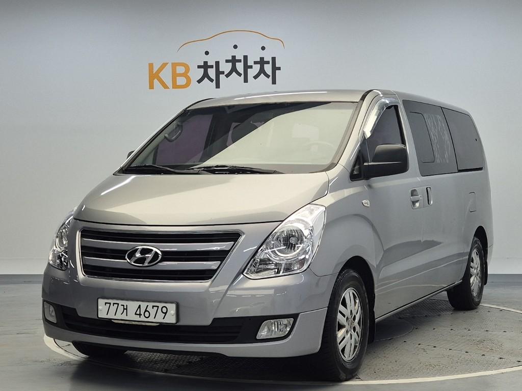 2016 HYUNDAI GRAND STAREX 