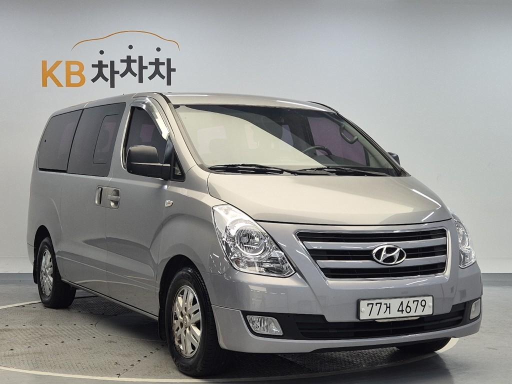 2016 HYUNDAI GRAND STAREX 
