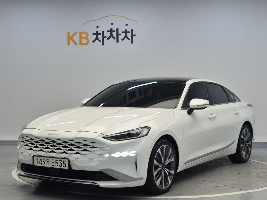 2022 KIA K8 