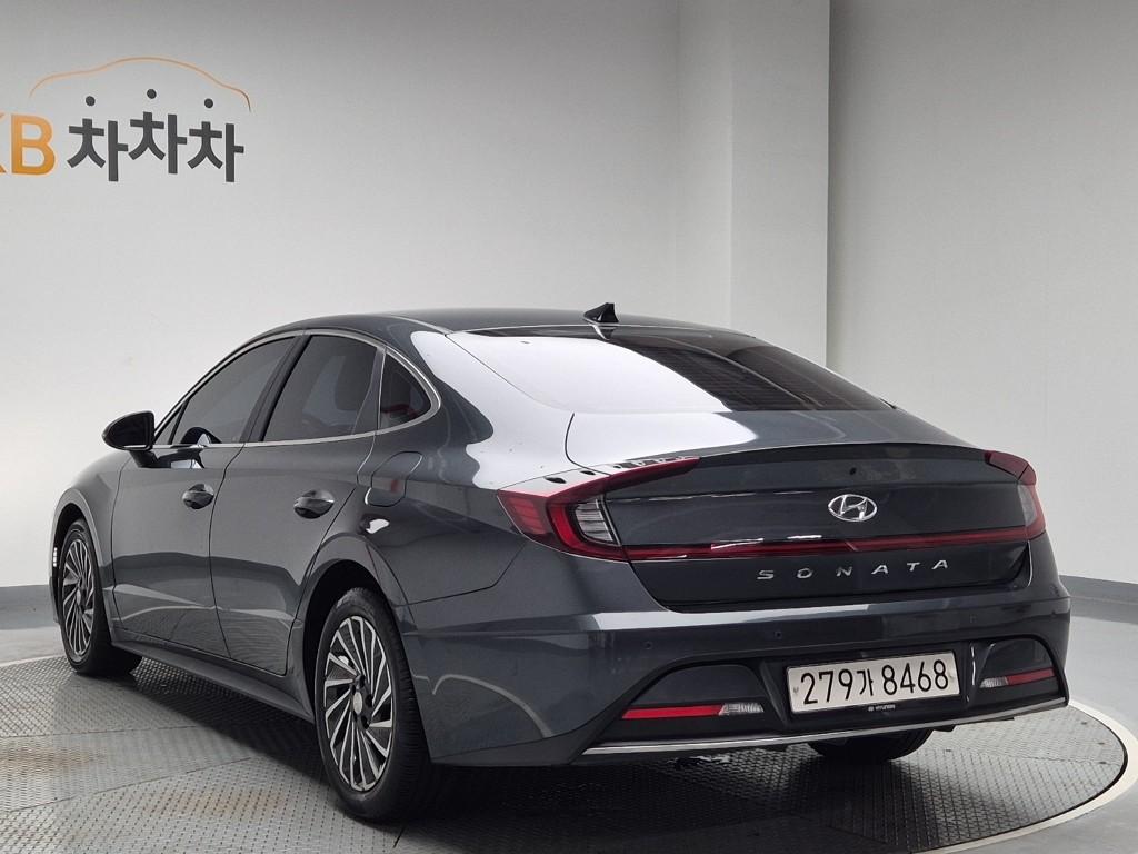2022 HYUNDAI SONATA (DN8) HYBRID 