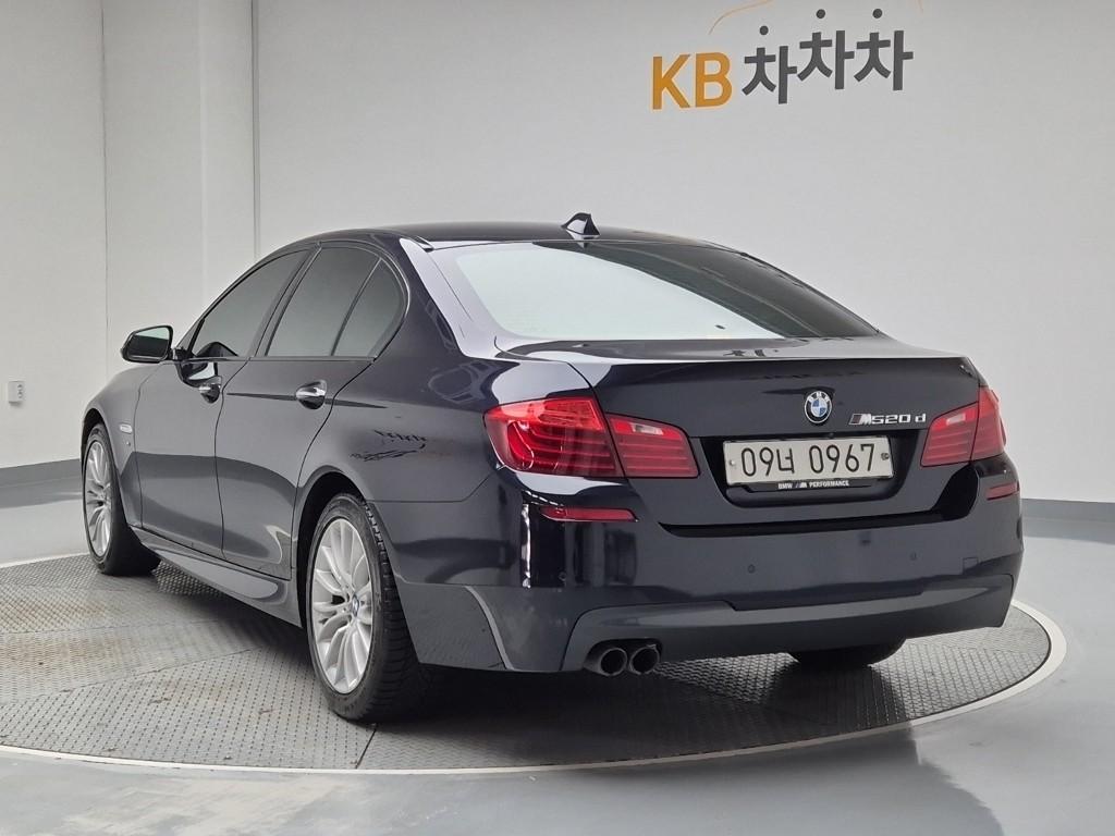 2016 BMW 5 SERIES (6Gen) 