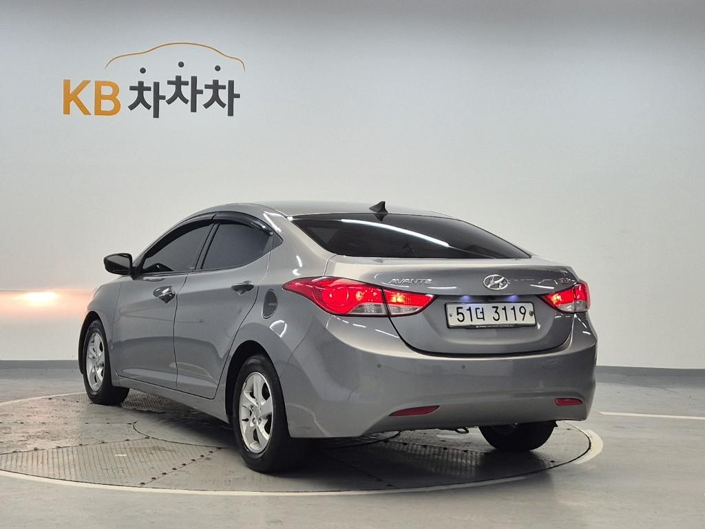 2013 HYUNDAI AVANTE MD 