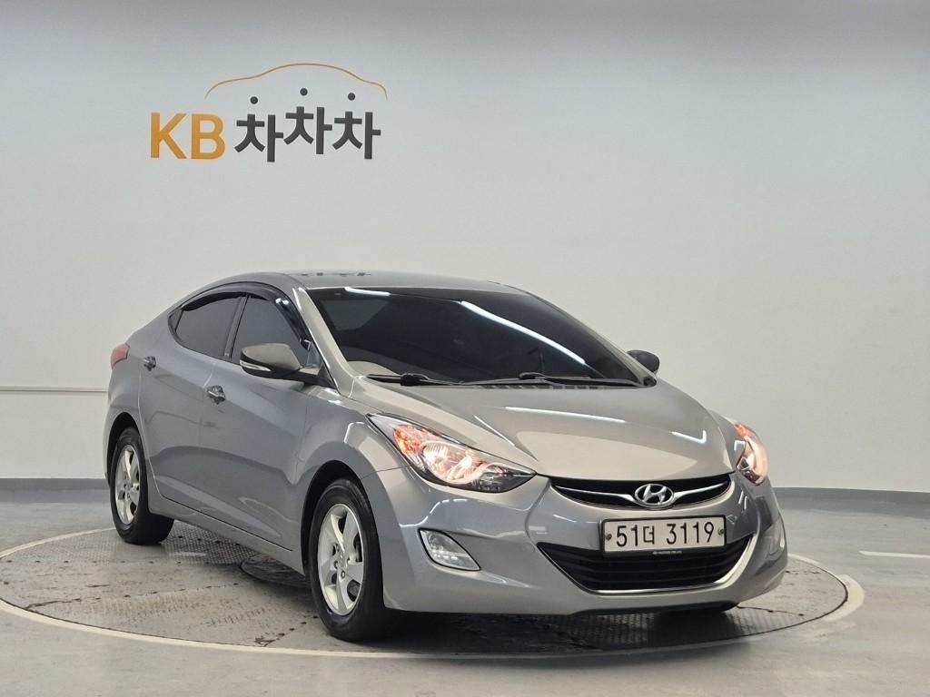 2013 HYUNDAI AVANTE MD 