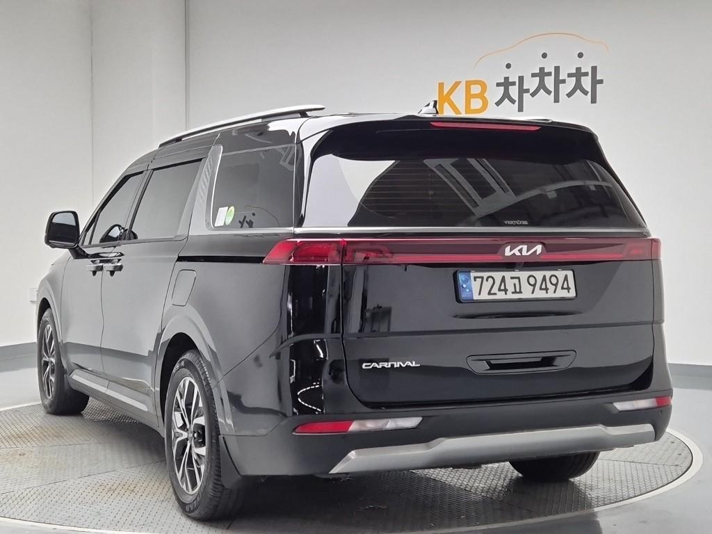 2023 KIA CARNIVAL 