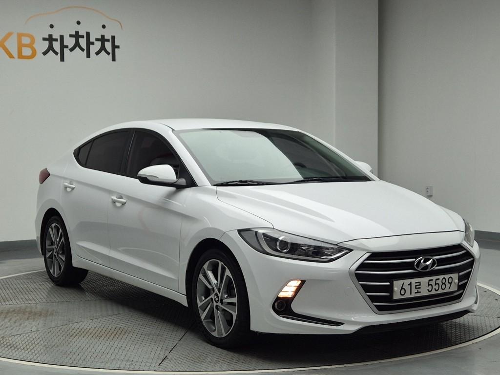 2018 HYUNDAI AVANTE AD 