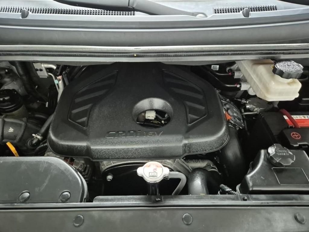 2017 HYUNDAI GRAND STAREX 