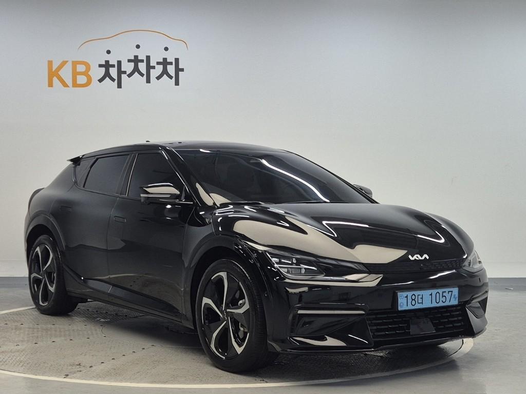 2022 KIA EV6 