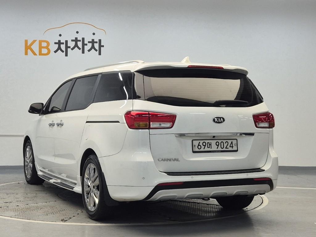 2016 KIA ALL NEW CARNIVAL 