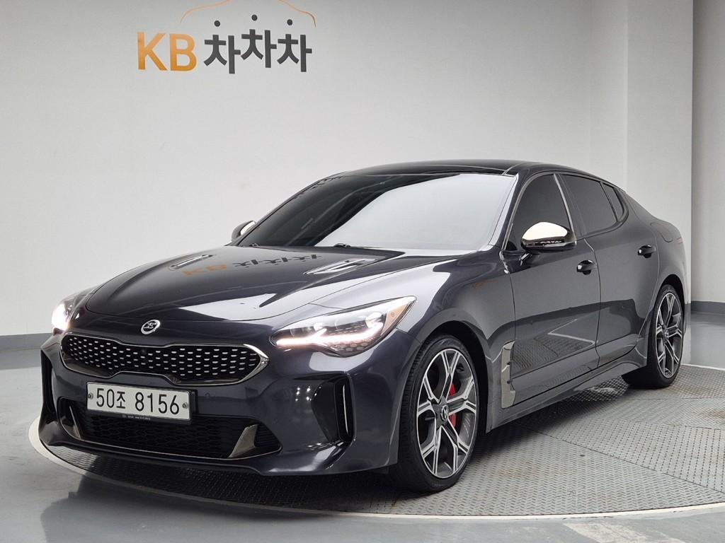 2018 KIA STINGER 