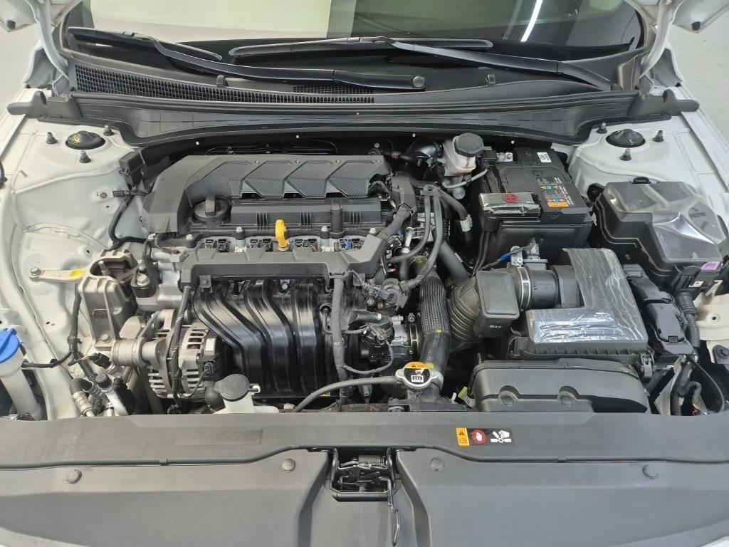 2024 HYUNDAI AVANTE (CN7) 