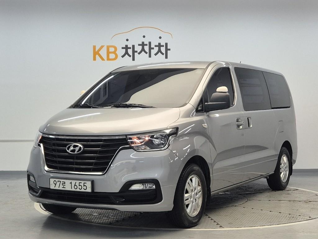 2019 HYUNDAI THE NEW GRAND STAREX 