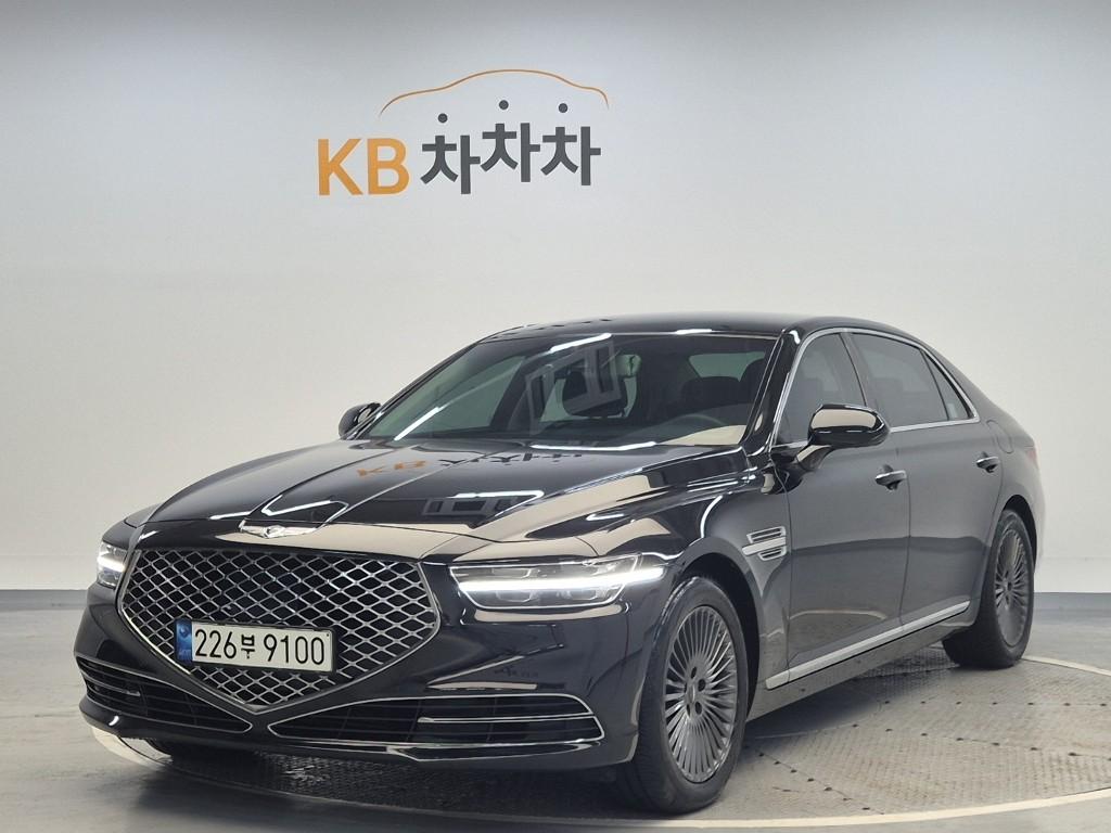 2021 GENESIS G90 