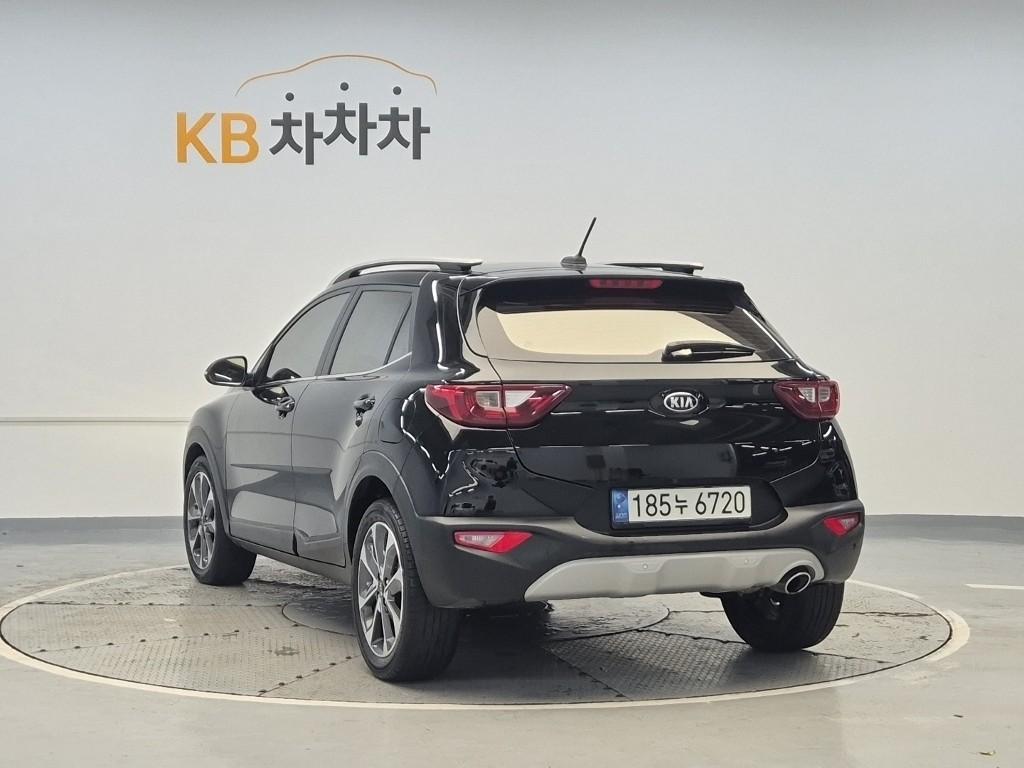 2018 KIA STONIC 