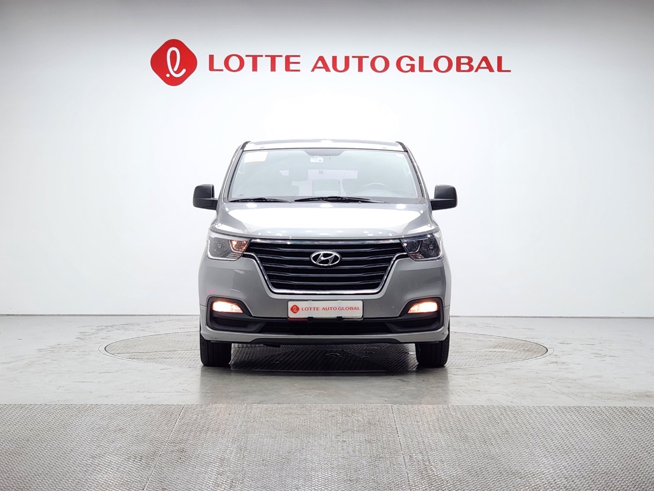 2020 HYUNDAI THE NEW GRAND STAREX 12seat Diesel Smart