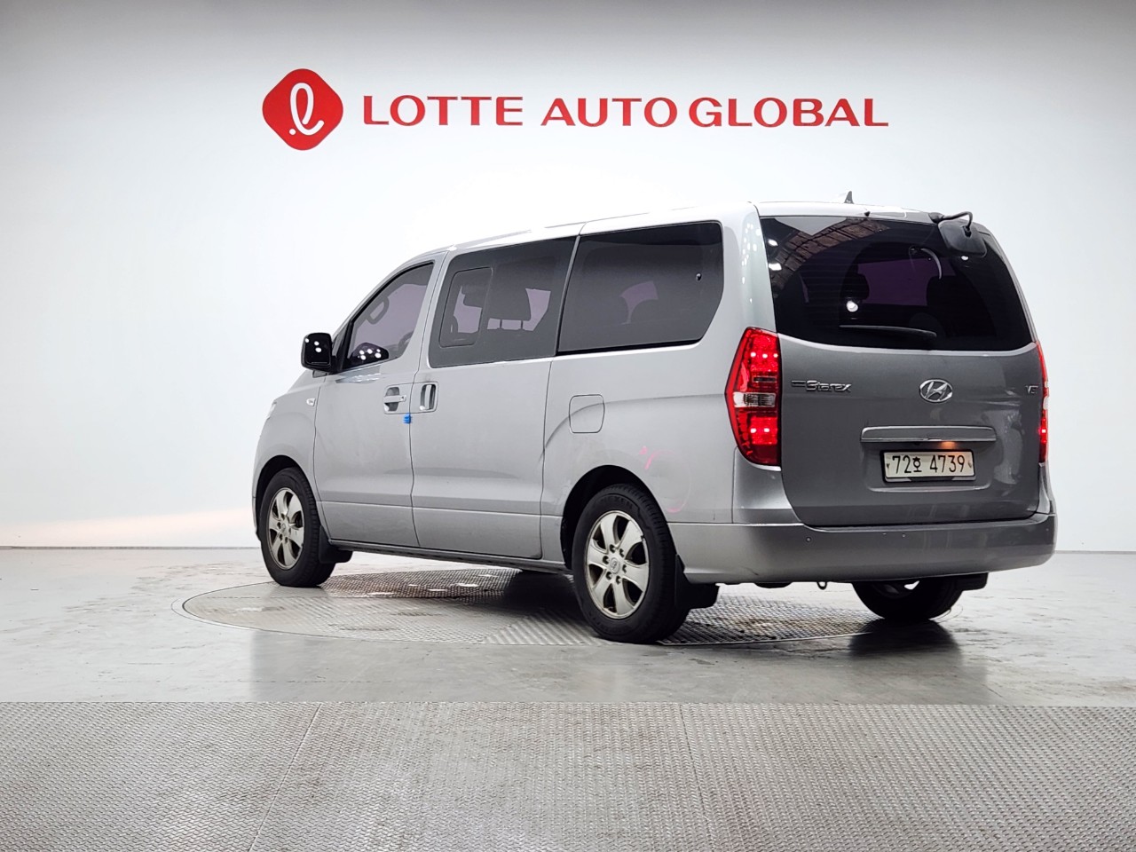 2020 HYUNDAI THE NEW GRAND STAREX 12seat Diesel Smart