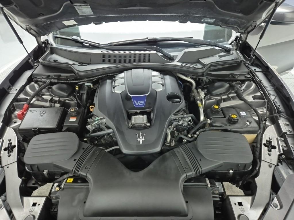 2015 MASERATI GHIBLI 