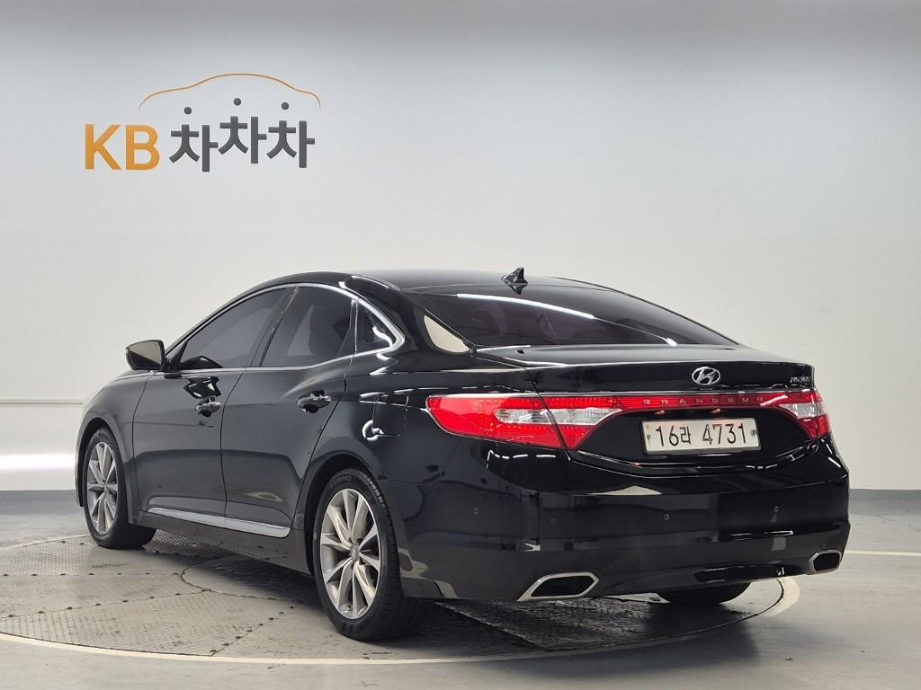 2016 HYUNDAI GRANDEUR HG 