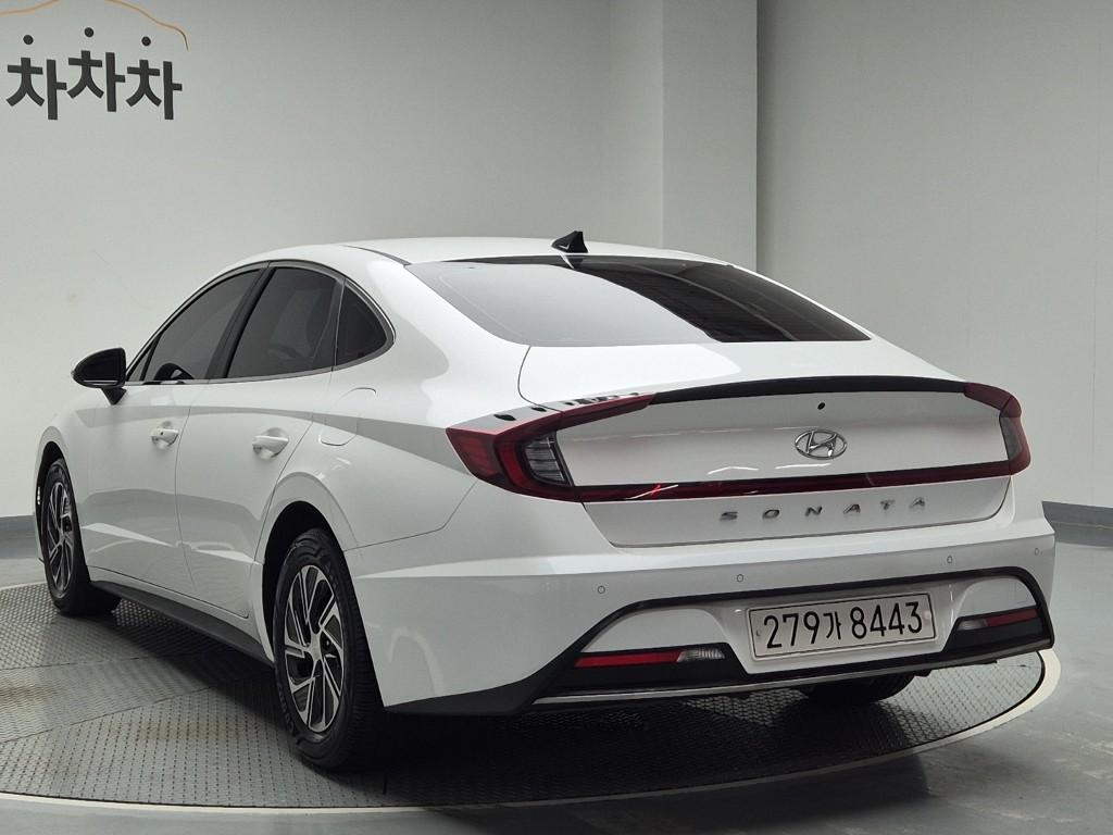 2022 HYUNDAI SONATA (DN8) HYBRID 
