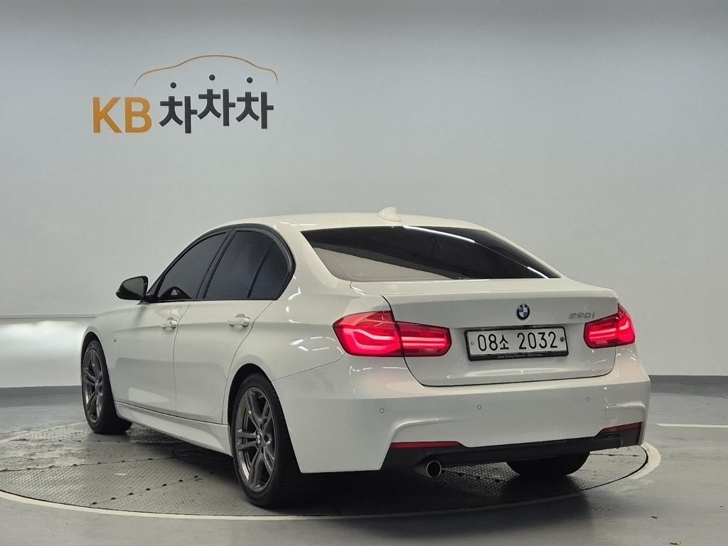 2018 BMW 3 Series (6Gen) 