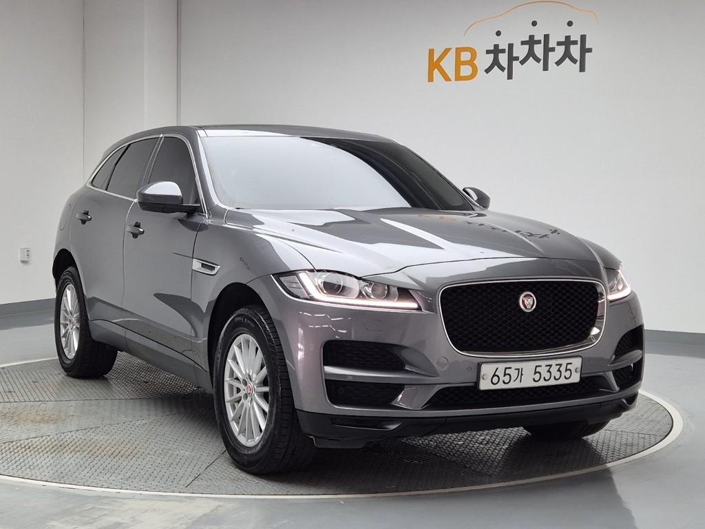 2018 JAGUAR F-PACE 