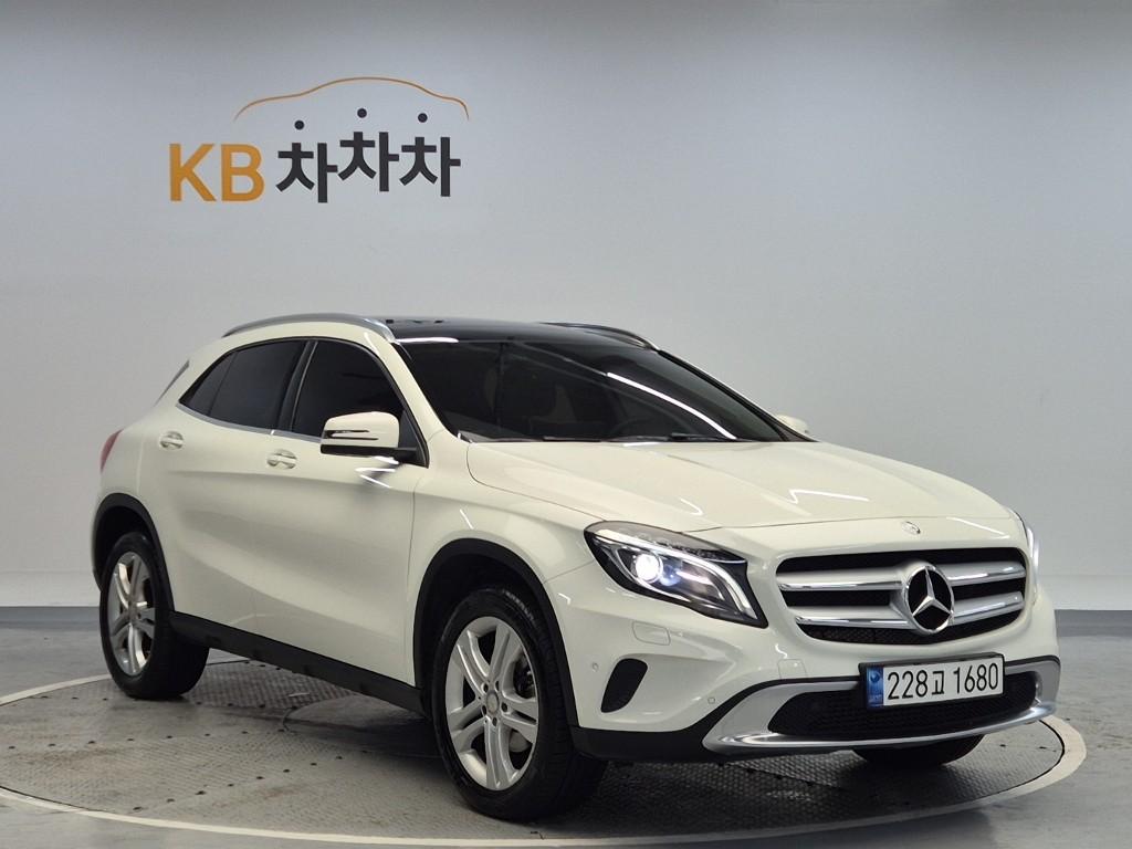 2017 BENZ GLA CLASS 