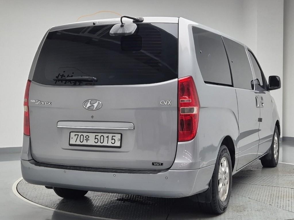 2012 HYUNDAI GRAND STAREX 