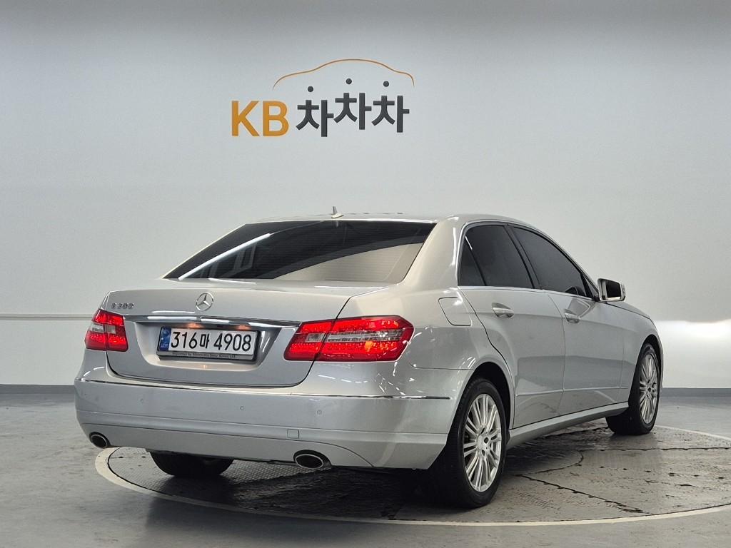 2010 BENZ E CLASS (4Gen) 