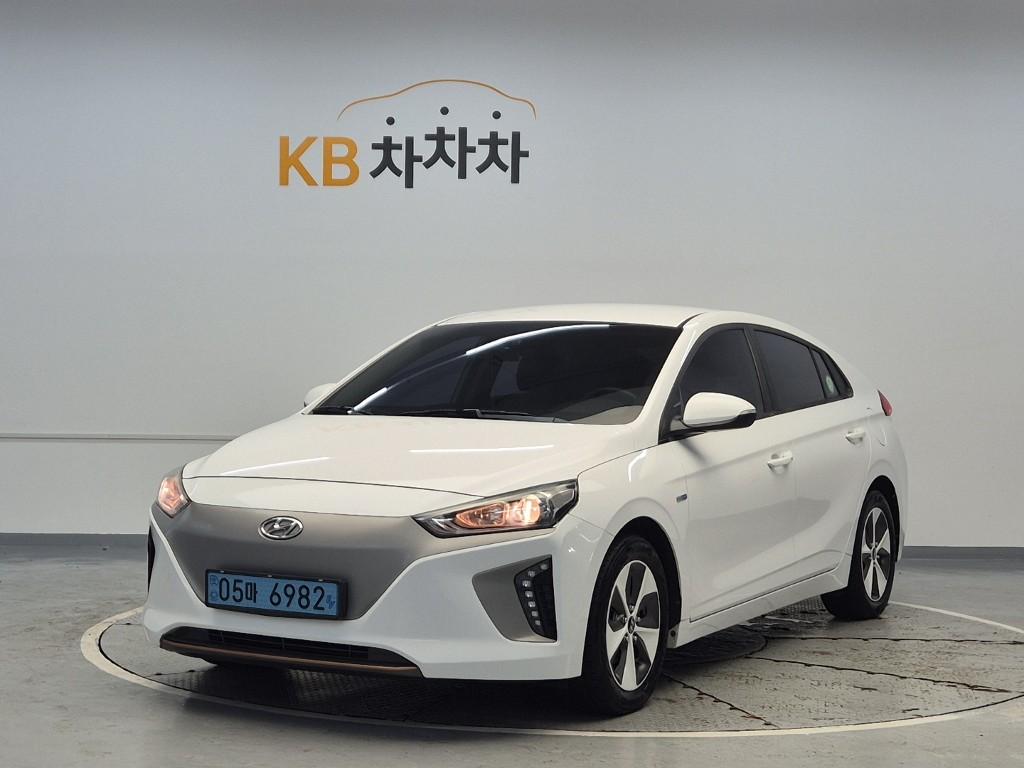 2018 HYUNDAI IONIQ Electric 