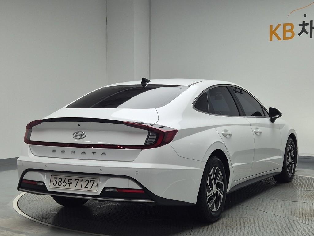2022 HYUNDAI SONATA (DN8) HYBRID 