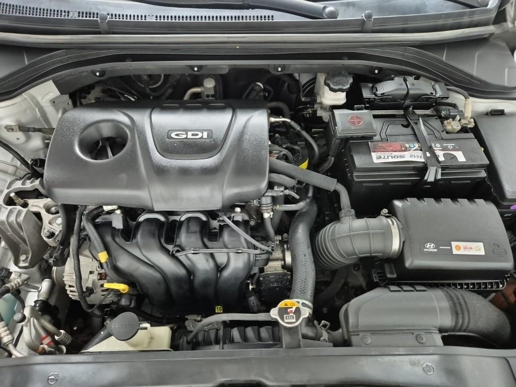 2016 HYUNDAI AVANTE AD 