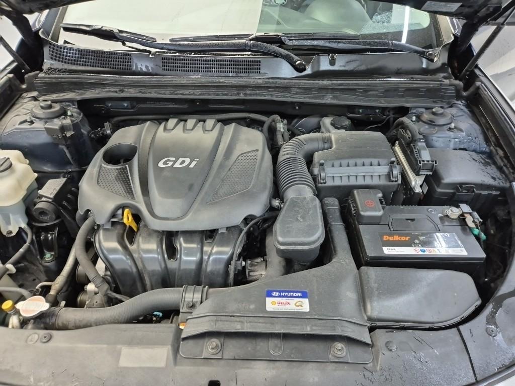 2011 HYUNDAI GRANDEUR HG 