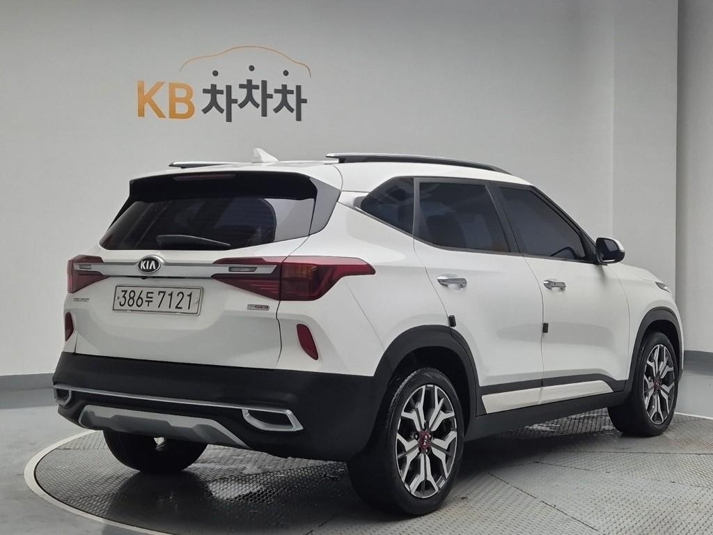 2021 KIA SELTOS 
