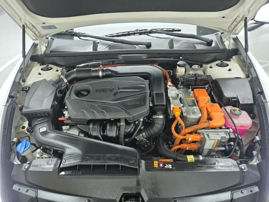 2022 HYUNDAI SONATA (DN8) HYBRID 
