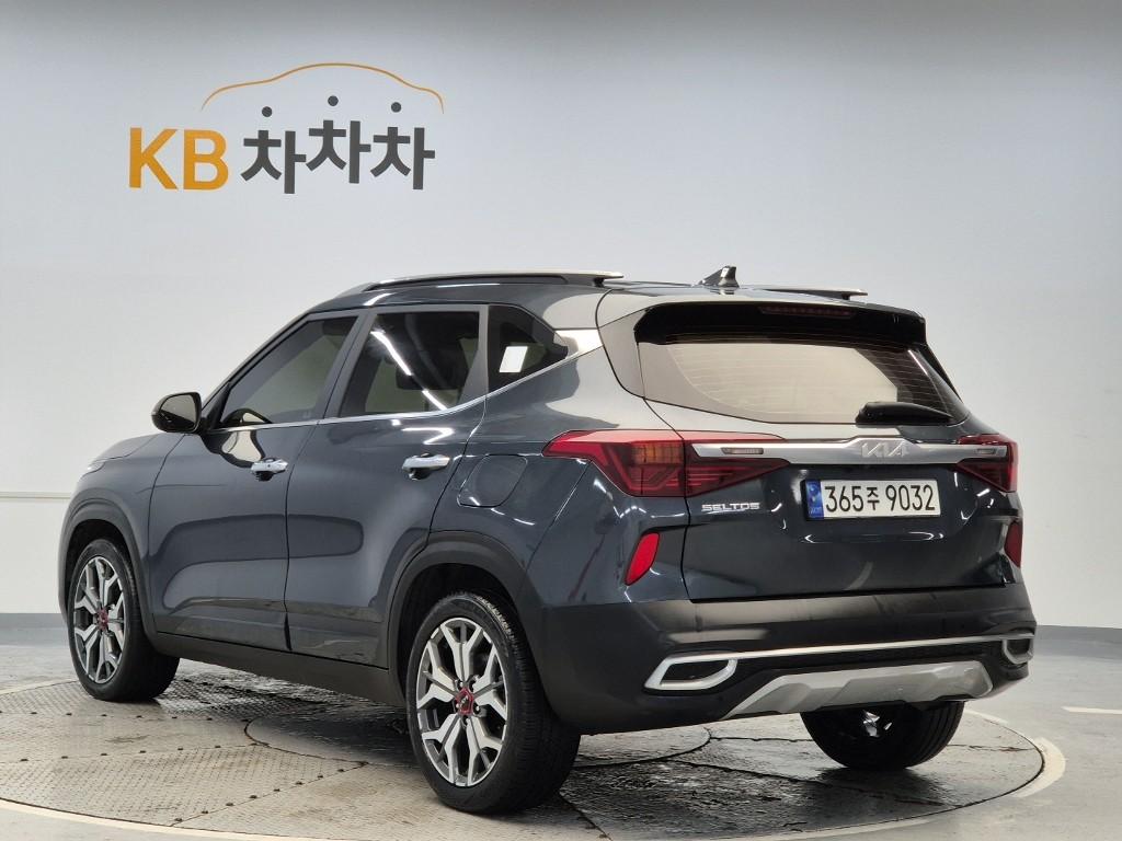 2022 KIA SELTOS 