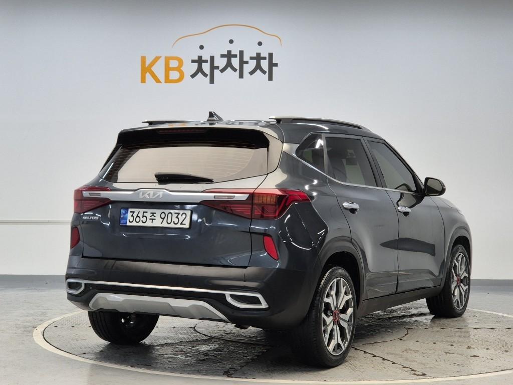 2022 KIA SELTOS 