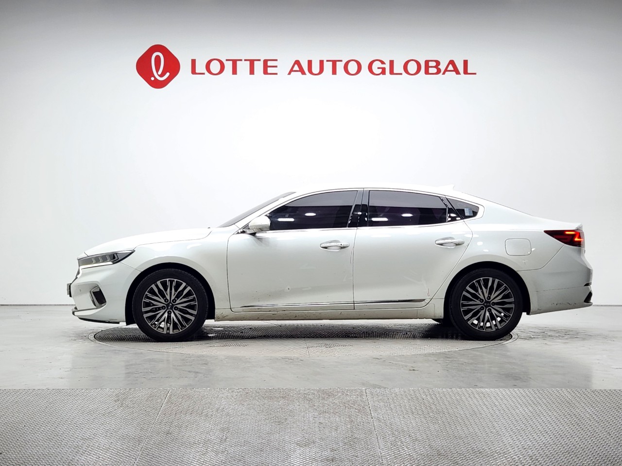 2021 KIA K7 PREMIER 3.0 LPI Car Rental Trendy